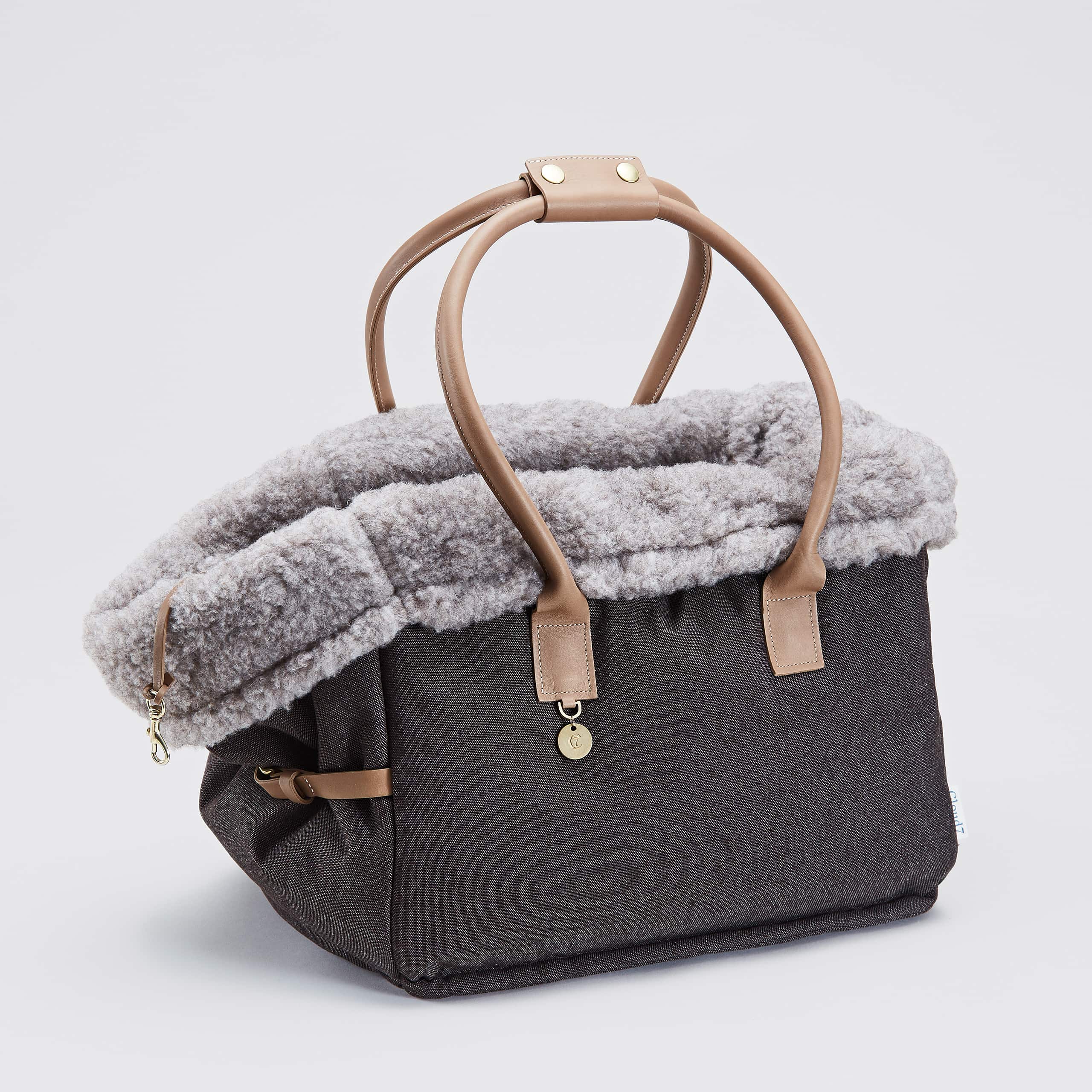 Award winning dog carrier with leather handles