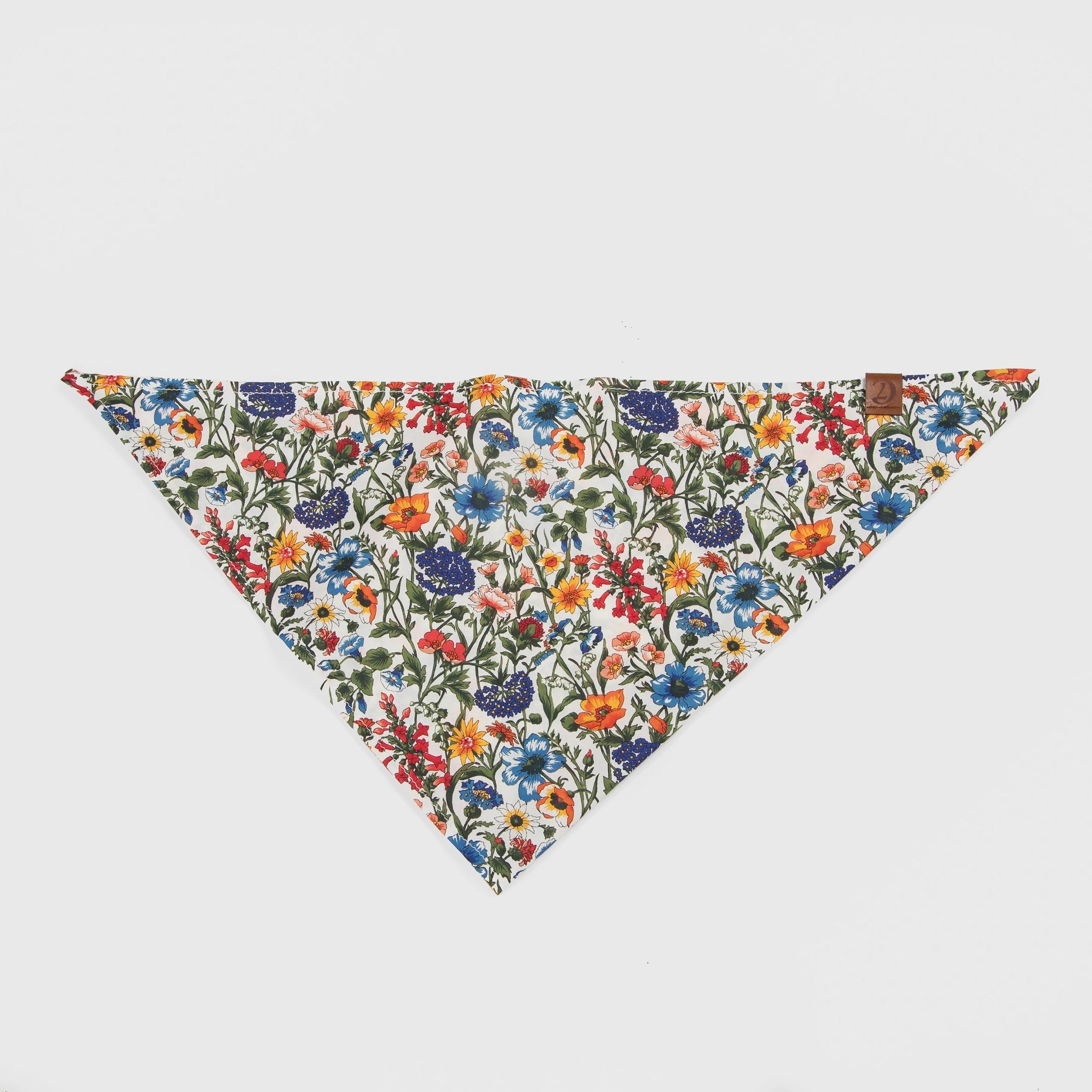 Layered Cloud7 fabric Bandana Cornfield with cornflower pattern
