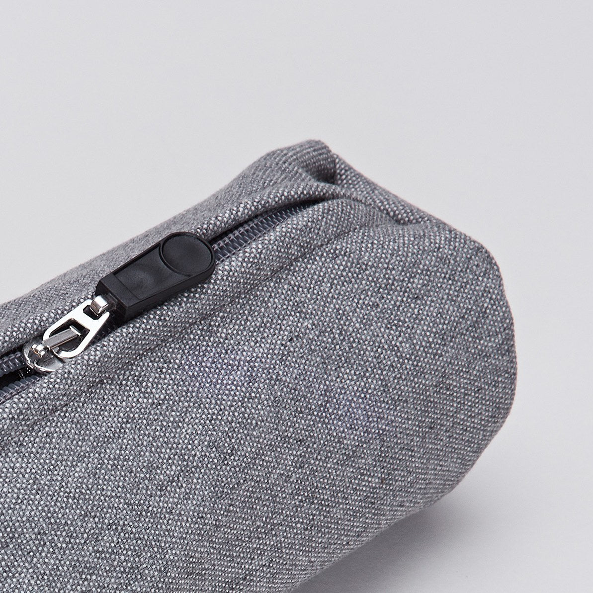 Cloud7 Hunde Futter-Dummy Heather Grey Farbe